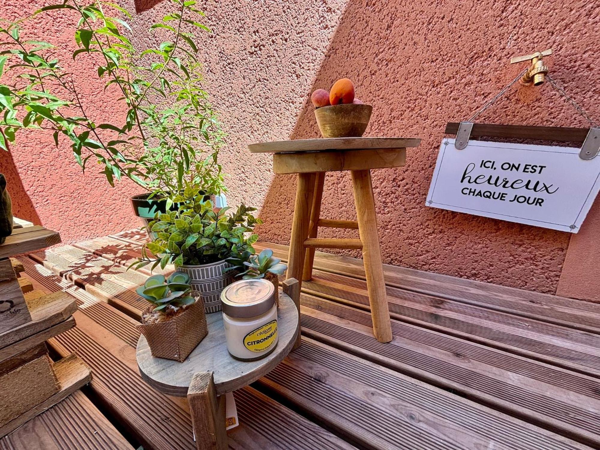 Maison Pour 12P, Piscine A Debordement Chauffee D'Avril A Octobre Inclus Ruoms Exterior foto
