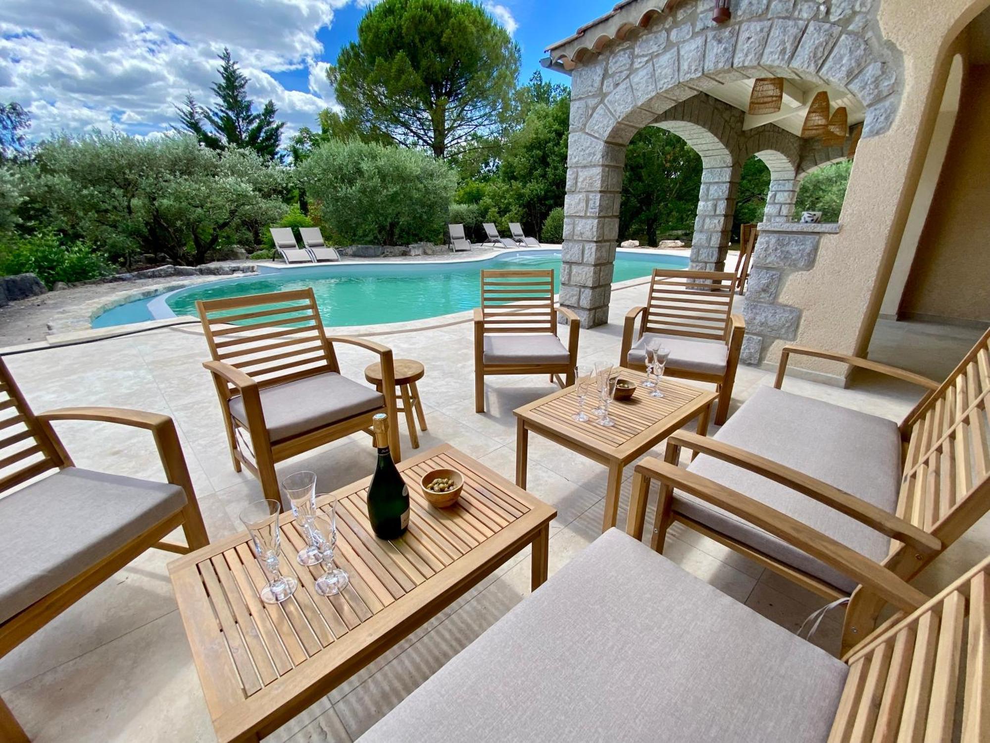 Maison Pour 12P, Piscine A Debordement Chauffee D'Avril A Octobre Inclus Ruoms Exterior foto